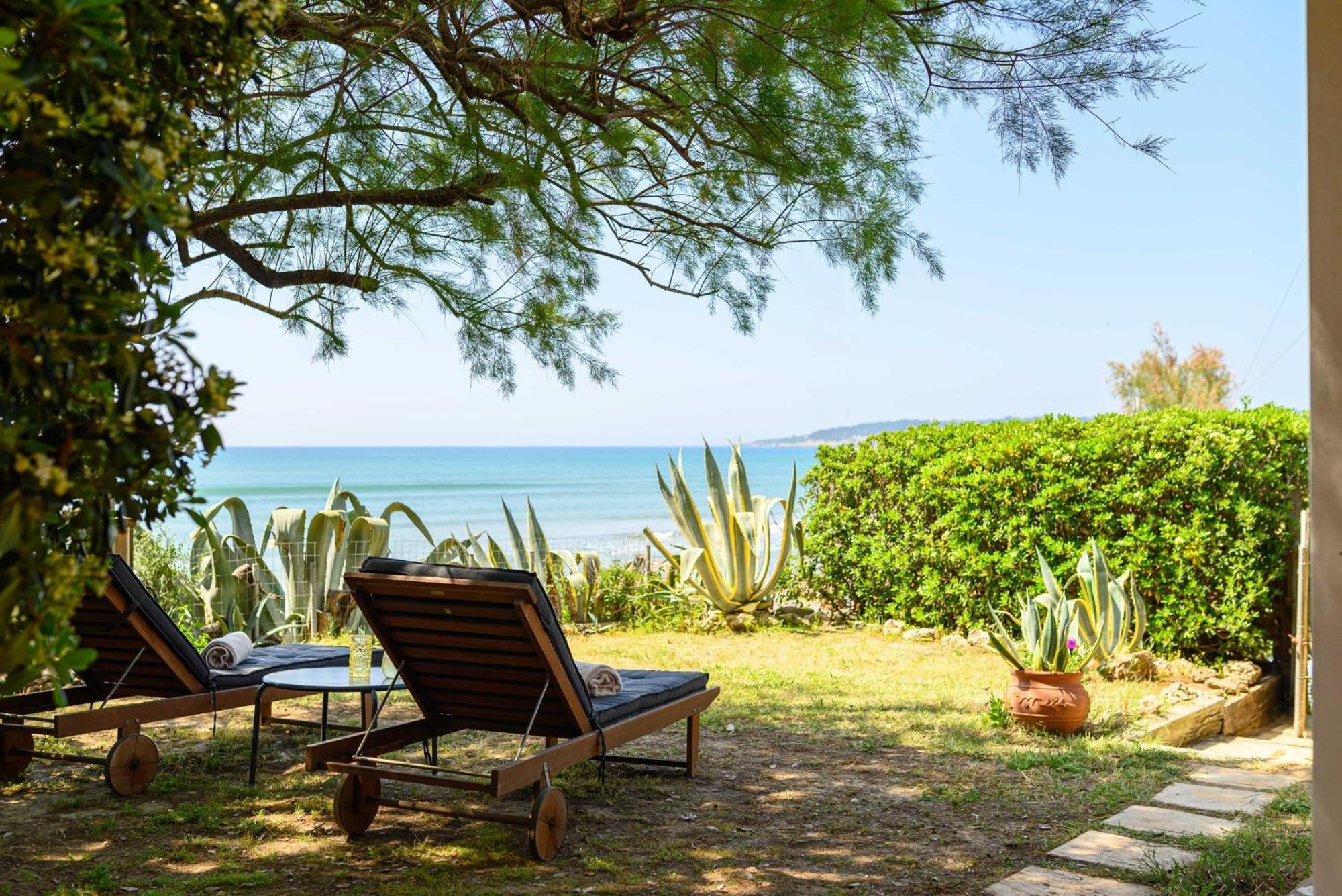 Salty Noses Beach House Paradise Perfect For Families Pírgosz Kültér fotó